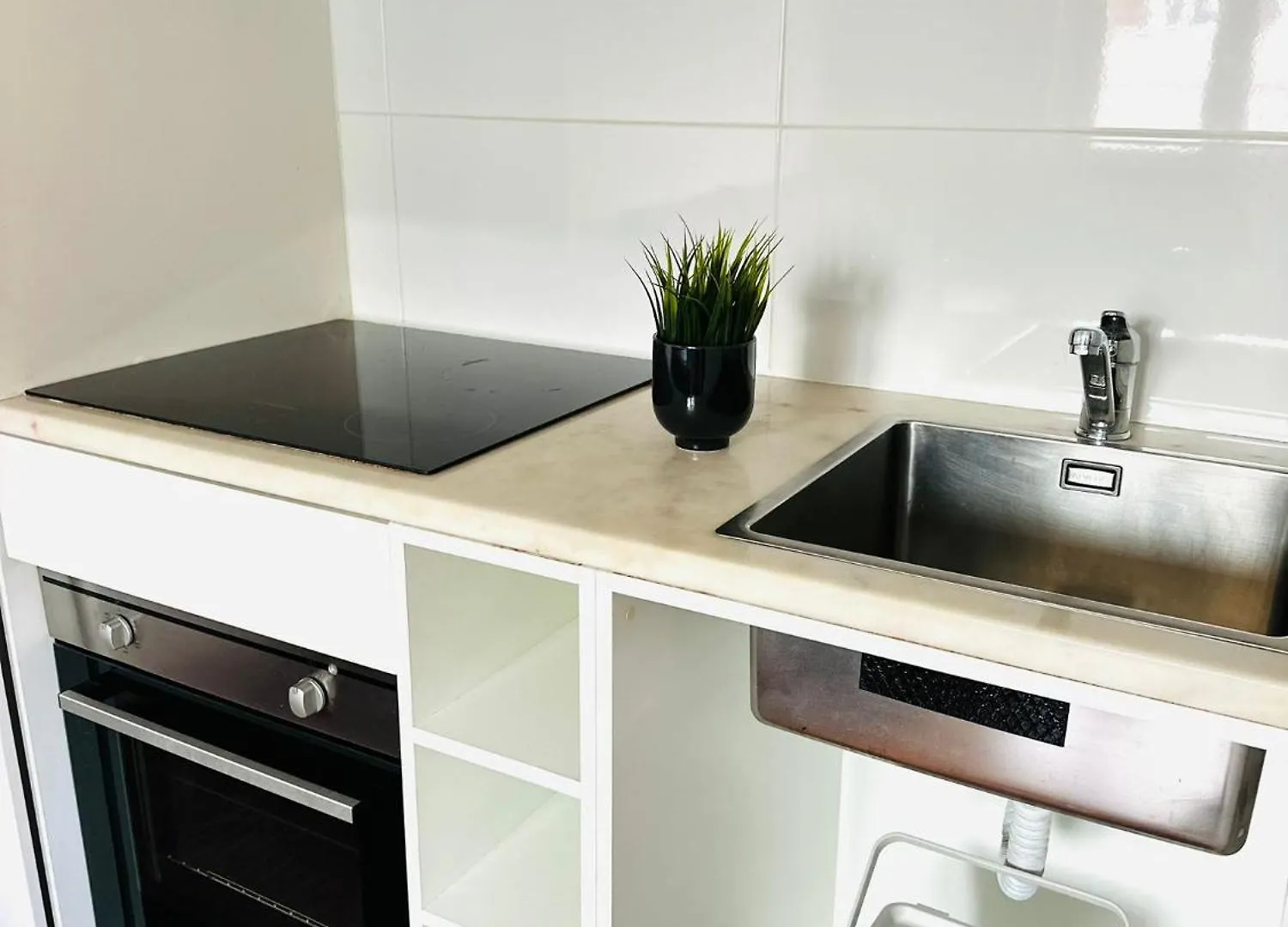 The Redondo House - No 4E2 - Comfortable One-Bedroom Apartment Lisboa