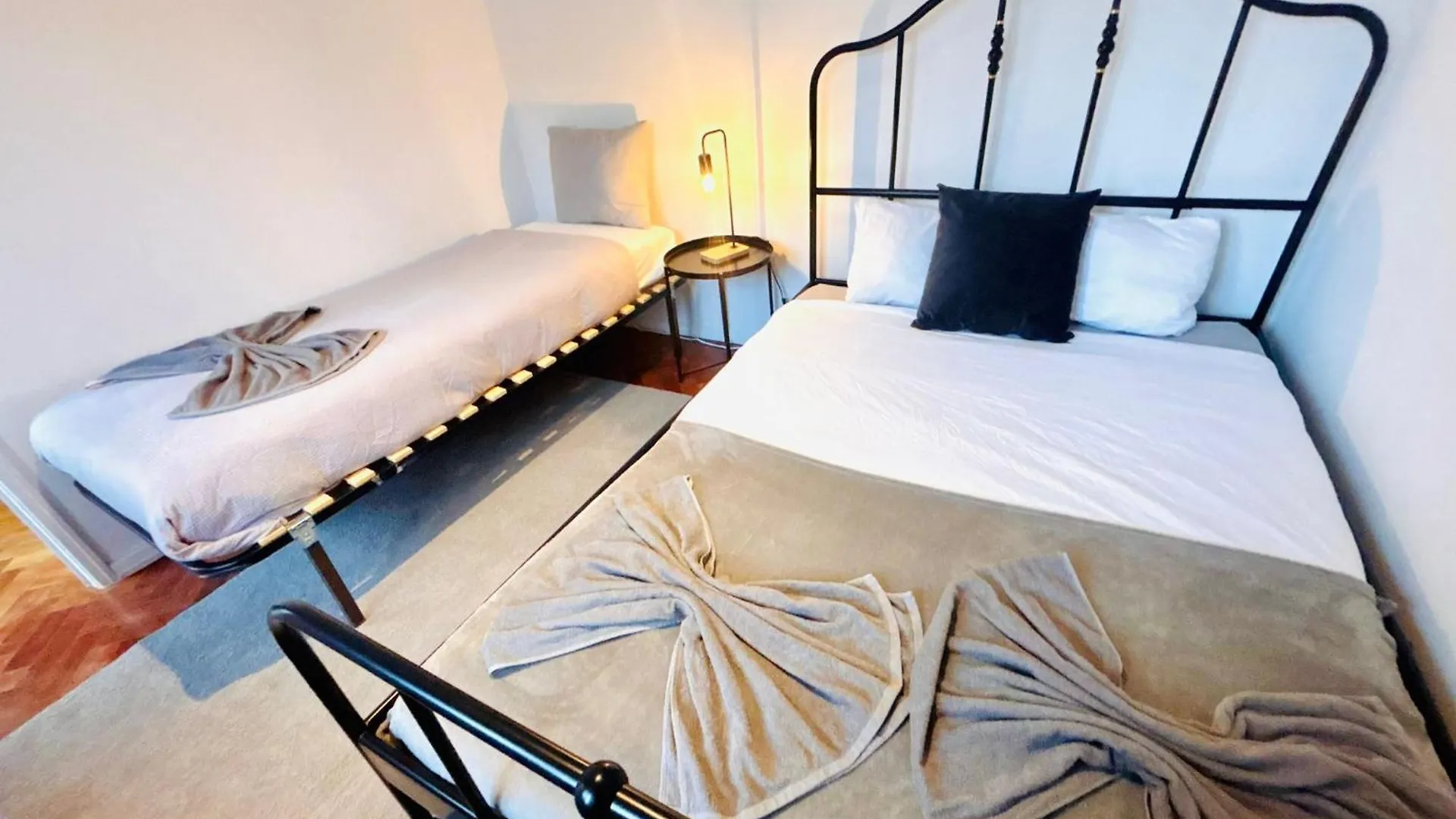 The Redondo House - No 4E2 - Comfortable One-Bedroom Apartment Lisboa